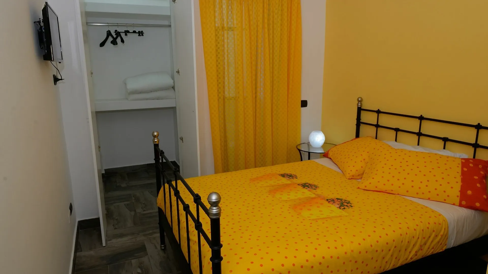 Hotel Casa Provenza Katánie 3*,